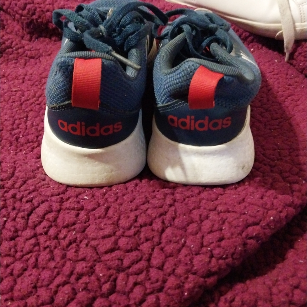Kids adidas shoes size 4